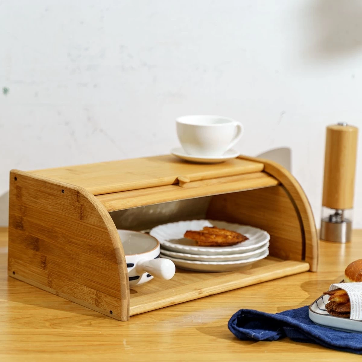 Merkloos Decopatent® Broodtrommel Met Rolluik - Bamboe Houten Brooddoos Met Schuifdeksel - Broodtrommel - Brood Bewaren En Vers Houden - Afbeelding 7