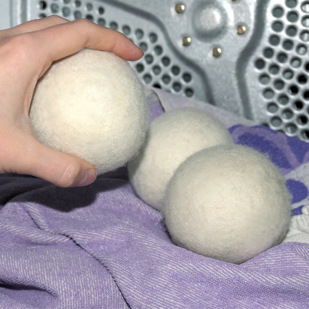 Apeiron Drogerballen - Droogballen - 6 XL Wasbollen - Droger - Duurzaam - Wasmachine - Wasverzachter - Energie Besparen - Zero Waste - Schapenvacht - Wol - Afbeelding 5