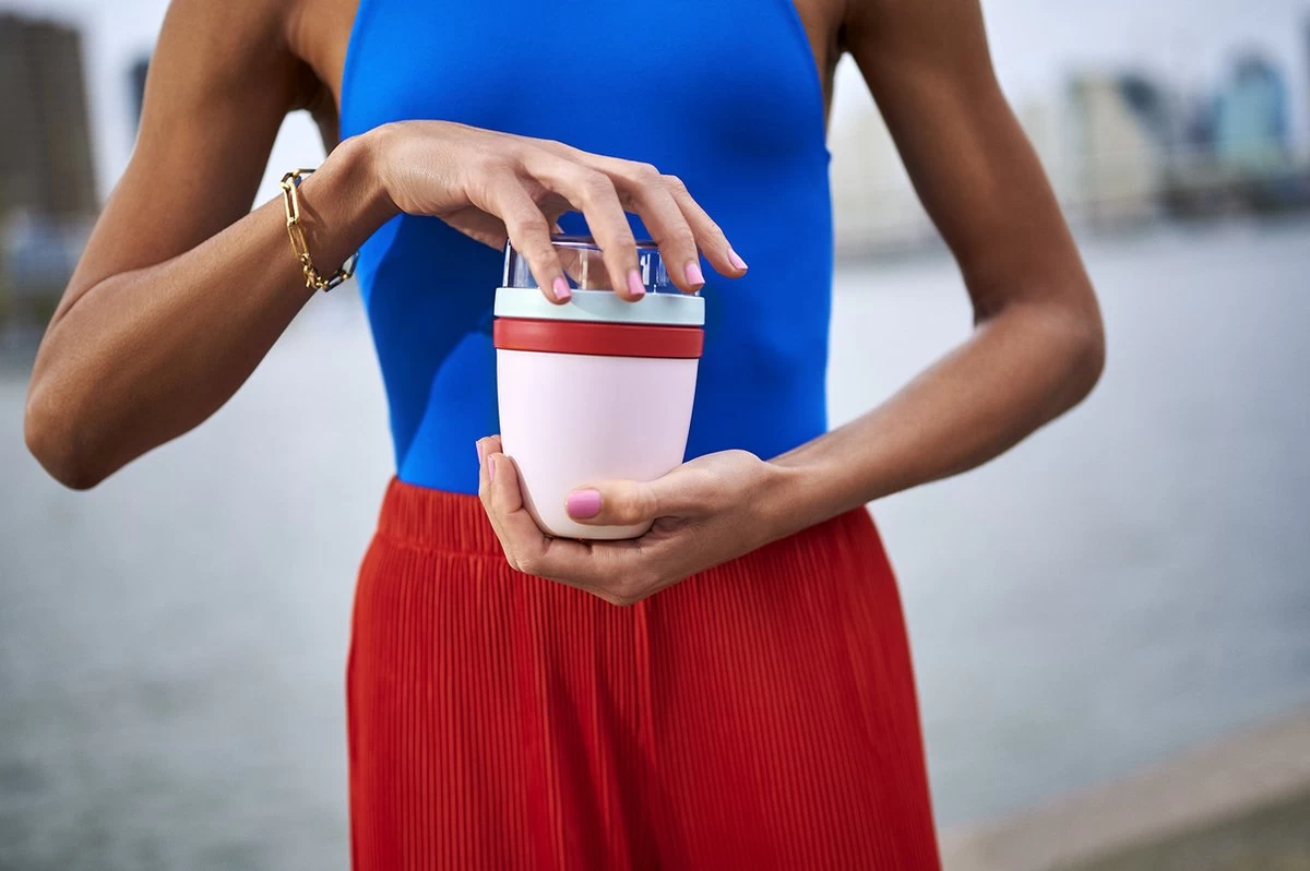 Mepal – Limited Edition Lunchpot Ellipse – Praktische Muesli Beker To Go – Strawberry Vibe – Geschikt Voor Vriezer, Magnetron En Vaatwasser - Onbeperkt Genieten - Afbeelding 2